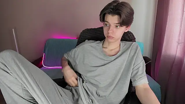 Snapshot of Liam_sexy1 chatting on 9, 3, 2025 Liam sexy1 online show from 9, 3, 2025