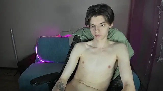 Snapshot of Liam_sexy1 chatting on 18, 3, 2025 Liam sexy1 online show from 18, 3, 2025