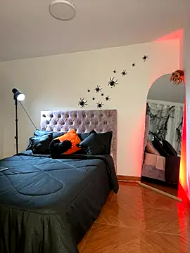 samantha evans2 online show from 24, 10, 2025