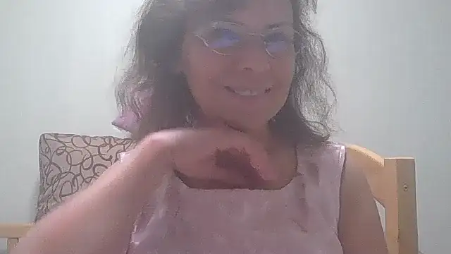 Snapshot of HollyJewel chatting on 17, 9, 2025 HollyJewel online show from 17, 9, 2025