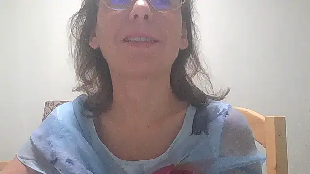 Snapshot of HollyJewel chatting on 30, 9, 2025 HollyJewel online show from 30, 9, 2025