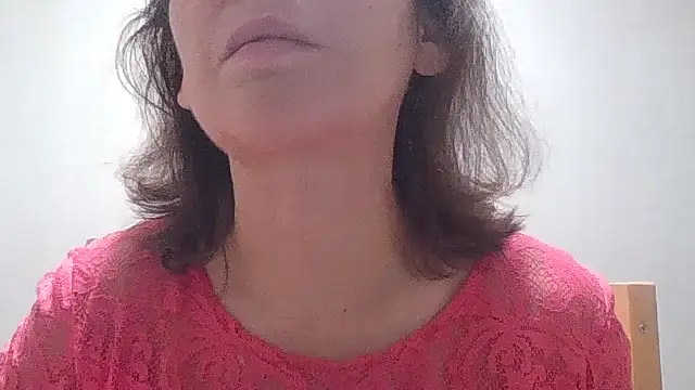 Snapshot of HollyJewel chatting on 21, 10, 2025 HollyJewel online show from 21, 10, 2025