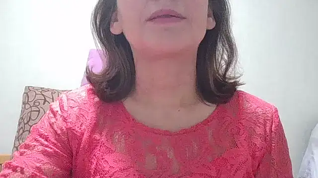 Snapshot of HollyJewel chatting on 19, 12, 2025 HollyJewel online show from 19, 12, 2025