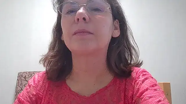 Snapshot of HollyJewel chatting on 22, 12, 2025 HollyJewel online show from 22, 12, 2025