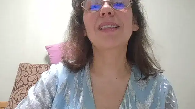 HollyJewel online show from 2, 4, 2026