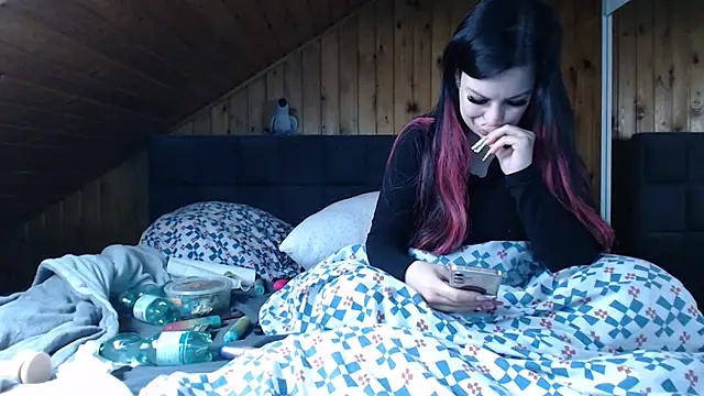 Snapshot of BoeseMoni1998 chatting on 12, 10, 2025 BoeseMoni1998 online show from 12, 10, 2025