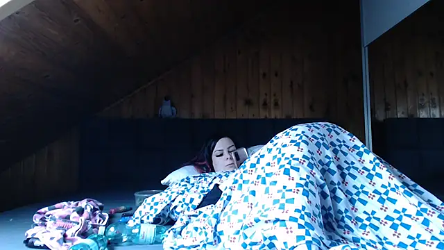 Snapshot of BoeseMoni1998 chatting on 28, 10, 2025 BoeseMoni1998 online show from 28, 10, 2025