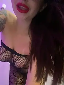 GoodGirll2133 online show from 18, 12, 2024