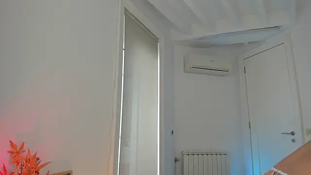 GoodGirll2133 online show from 30, 9, 2025