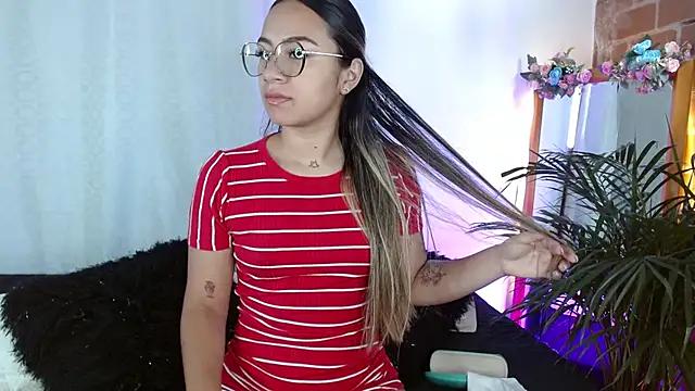 Jules n Gia online show from 12, 1, 2025