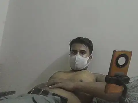 Snapshot of siam607022 chatting on 23, 12, 2025 siam607022 online show from 23, 12, 2025