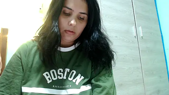 Snapshot of zaritagape21 chatting on 27, 12, 2024 zaritagape21 online show from 27, 12, 2024