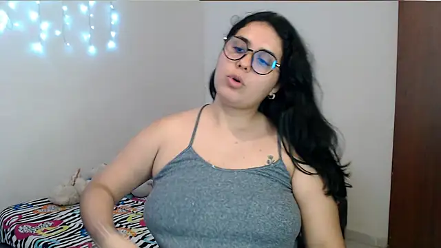 Snapshot of zaritagape21 chatting on 28, 9, 2025 zaritagape21 online show from 28, 9, 2025