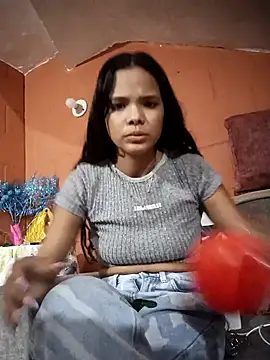 Snapshot of GinaParker_ chatting on 1, 1, 2025 GinaParker online show from 1, 1, 2025