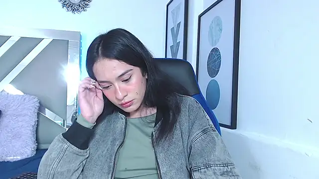 Snapshot of ZaraDames_ chatting on 22, 12, 2024 ZaraDames online show from 22, 12, 2024