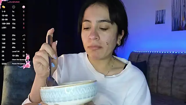 ZaraDames  online show from 1, 10, 2025