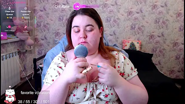 Estelle Hicks online show from 17, 3, 2025