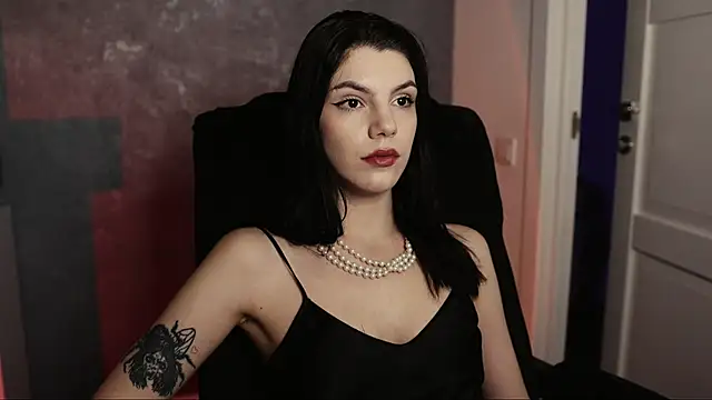 Snapshot of mistress__rochelle chatting on 2, 3, 2025 mistress rochelle online show from 2, 3, 2025