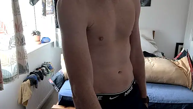 Snapshot of MattySubUK chatting on 30, 10, 2025 MattySubUK online show from 30, 10, 2025