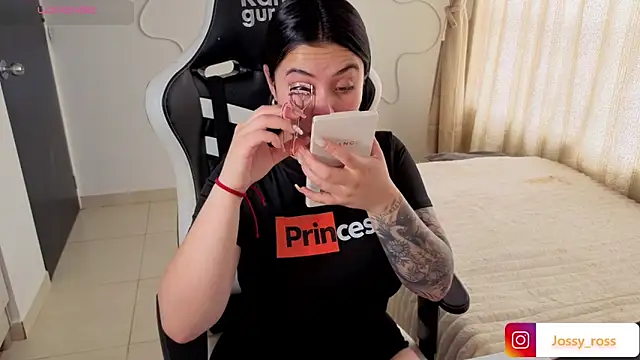 Snapshot of Victoryyy_ chatting on 31, 3, 2026 Victoryyy online show from 31, 3, 2026