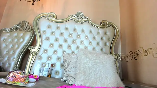 Snapshot of Celeste_Baker_ chatting on 17, 12, 2025 Celeste Baker online show from 17, 12, 2025