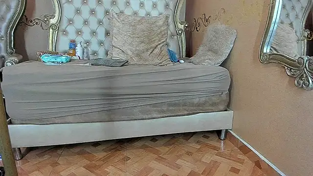 Snapshot of Celeste_Baker_ chatting on 8, 4, 2026 Celeste Baker online show from 8, 4, 2026