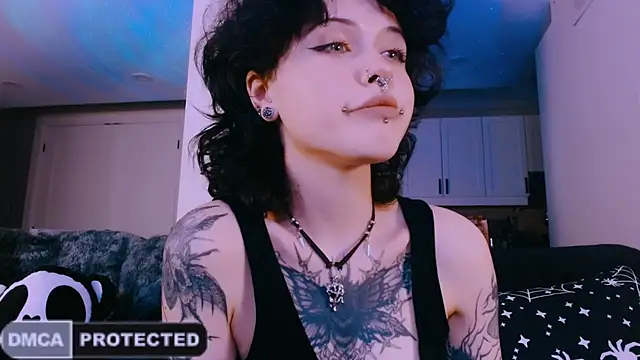 NaughtyLittleFox online show from 7, 5, 2026
