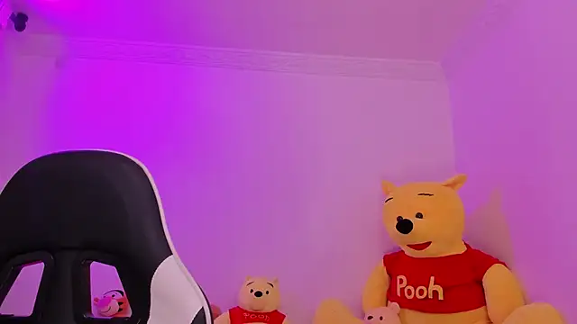 Snapshot of shanel_taylor chatting on 10, 9, 2025 shanel taylor online show from 10, 9, 2025