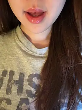 minmin2kk5 online show from 17, 6, 2026