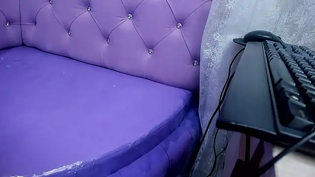 Snapshot of celeste_blue69 chatting on 3, 12, 2024 celeste blue69 online show from 3, 12, 2024