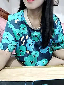 cream1299 online show from 19, 10, 2025