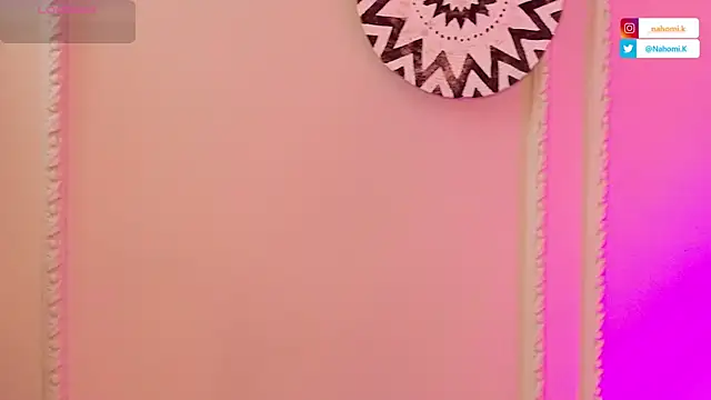 Nahomi King online show from 16, 12, 2025