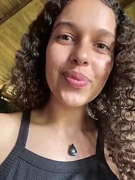 Snapshot of Rati_Curly chatting on 10, 2, 2026 Rati Curly online show from 10, 2, 2026