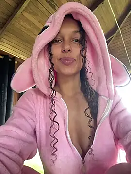 Snapshot of Rati_Curly chatting on 12, 2, 2026 Rati Curly online show from 12, 2, 2026