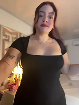 Chloee Evans1 online show from 2, 1, 2025
