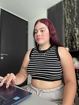 Chloee Evans1 online show from 20, 1, 2025