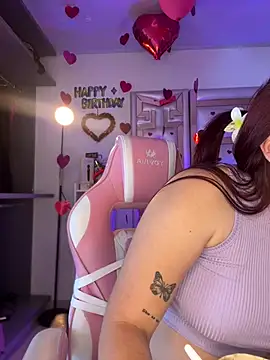 Chloee Evans1 online show from 23, 2, 2025