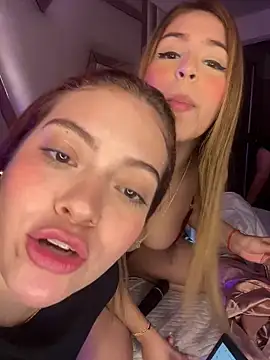 Chloee Evans1 online show from 4, 3, 2025