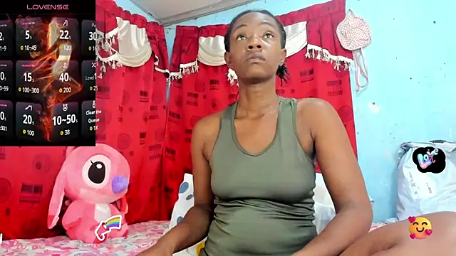 Snapshot of Sandyhamilttoon chatting on 25, 10, 2025 Sandyhamilttoon online show from 25, 10, 2025