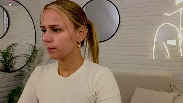 Wendy D0ll online show from 10, 4, 2026