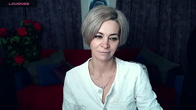 Blonde lola444 online show from 28, 12, 2024
