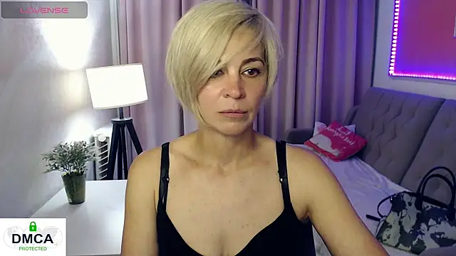 Blonde lola444 online show from 29, 6, 2026