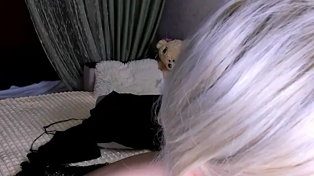 Snapshot of Sweeet_Barbie chatting on 1, 2, 2026 Sweeet Barbie online show from 1, 2, 2026