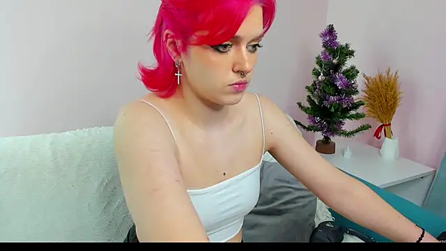 Roxy Wi online show from 6, 1, 2025
