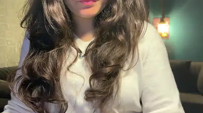 Snapshot of demieliss chatting on 13, 12, 2024 demieliss online show from 13, 12, 2024