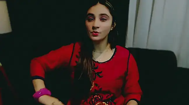 Snapshot of demieliss chatting on 7, 3, 2025 demieliss online show from 7, 3, 2025