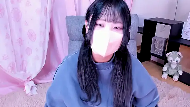 Snapshot of p_RUMiMi chatting on 23, 2, 2025 p RUMiMi online show from 23, 2, 2025