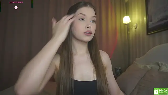 Snapshot of _Eva_Lee chatting on 27, 10, 2025 Eva Lee online show from 27, 10, 2025