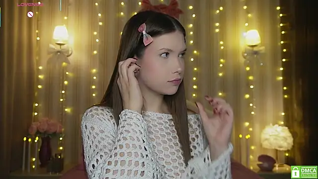 Snapshot of _Eva_Lee chatting on 14, 12, 2025 Eva Lee online show from 14, 12, 2025