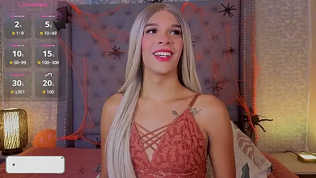 Snapshot of Shantal_Joness chatting on 19, 10, 2025 Shantal Joness online show from 19, 10, 2025